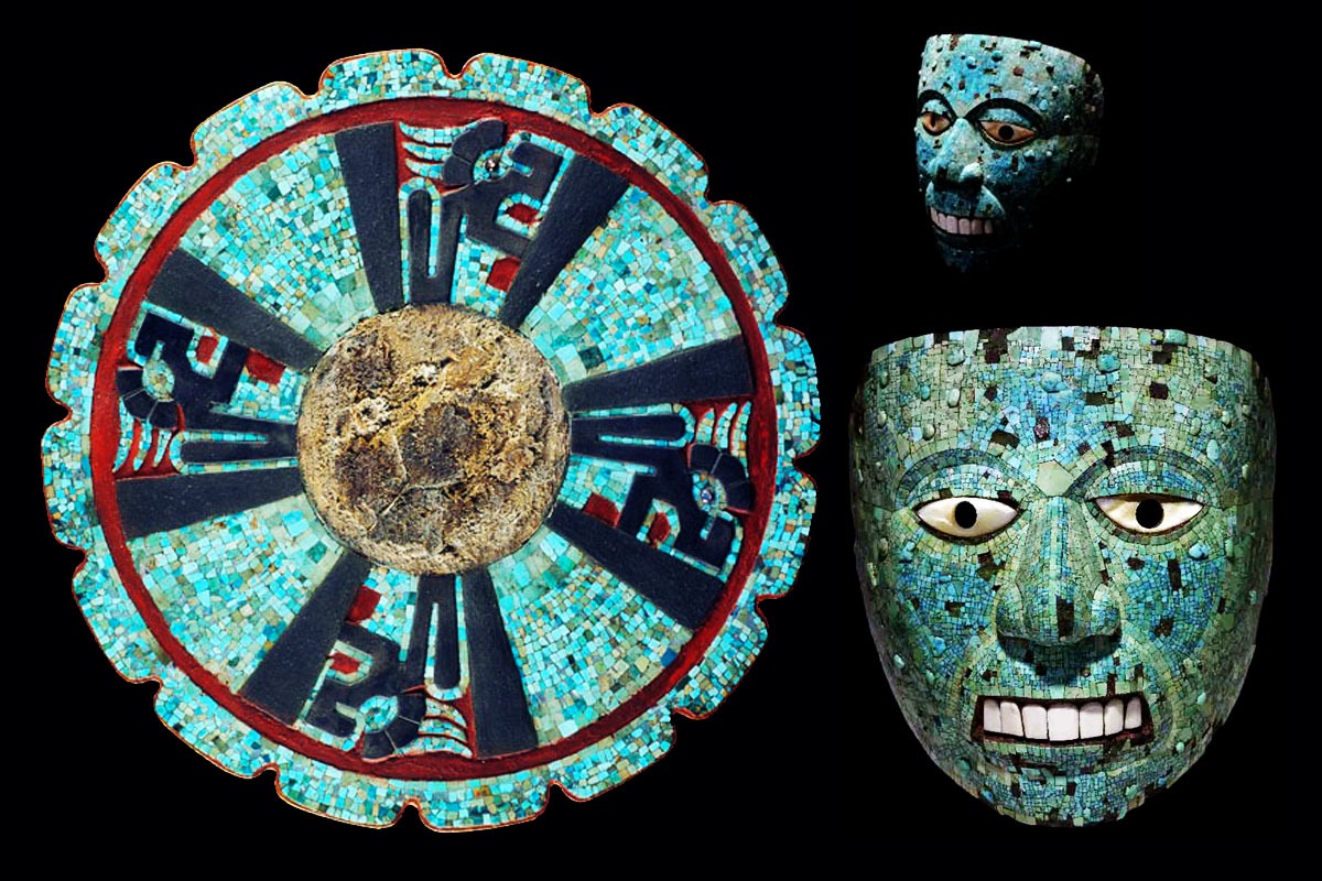 voladores - mosaic of turquoise located in Chichen Itza